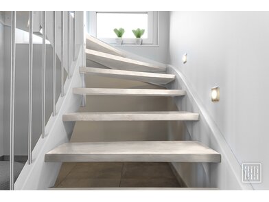 BQ_PC_PM003-12-Treppe_laengs