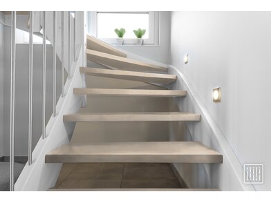 BQ_PC_W199-12-Treppe_laengs