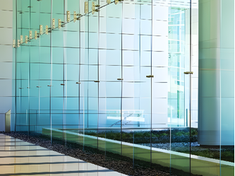 3M_PC_Prestige_70_Exterior_upscayl_3x_upscayl-standard-4x